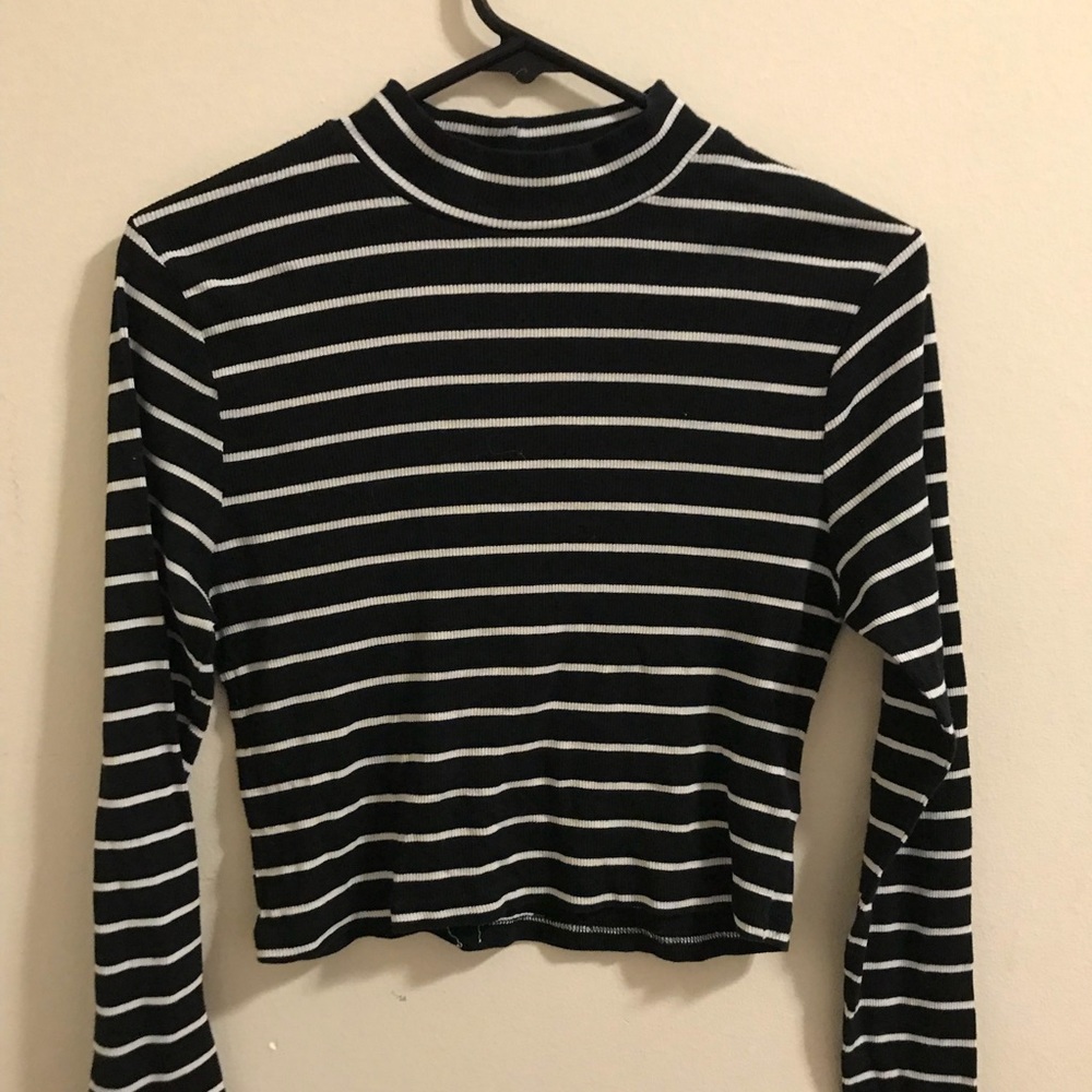 H&M Black & White Striped Turtleneck!